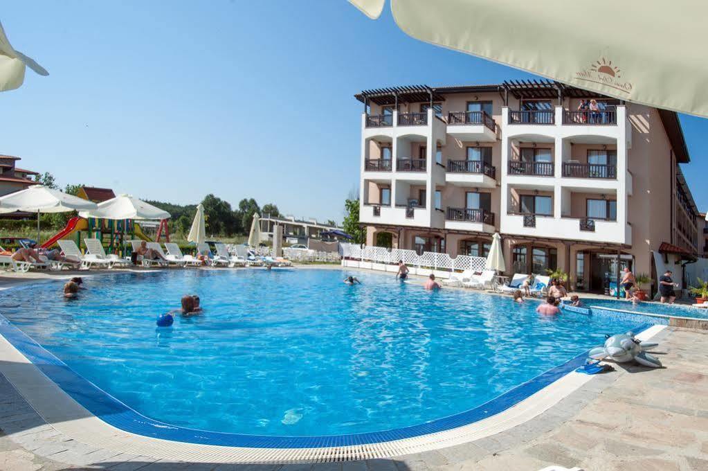 Oasis Del Mare Beach Front Hotel Lozenec Kültér fotó