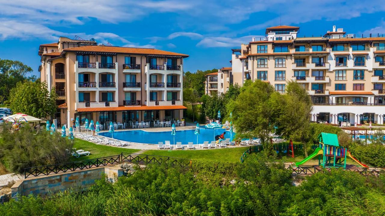 Oasis Del Mare Beach Front Hotel Lozenec Kültér fotó